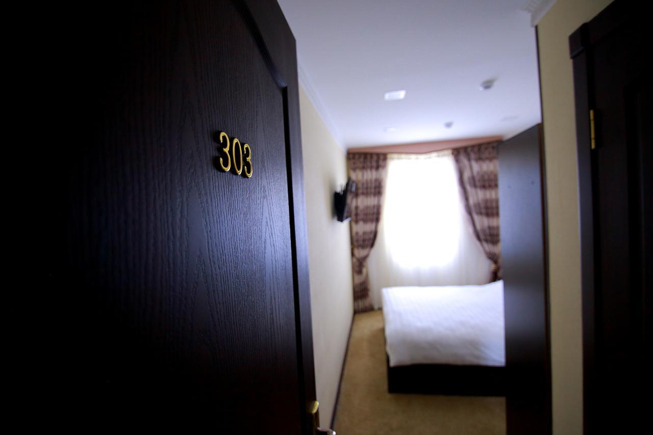 Art Palace Hotel Tasken Kültér fotó